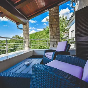 https://apartment-and-room-tacy.primorje-gorskikotar.com